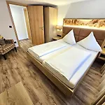 Naturhotel Waldesruhe Oberstdorf ホテル オーベルストドルフ