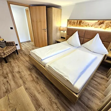 Naturhotel Cafe Waldesruhe מלון אוברסטדורף