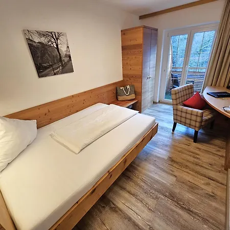 Naturhotel Cafe Waldesruhe מלון אוברסטדורף