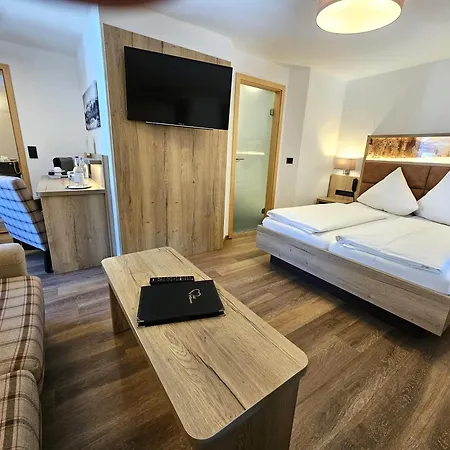 Naturhotel Cafe Waldesruhe Hotel 4*