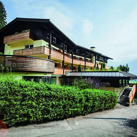 Naturhotel Waldesruhe 4*